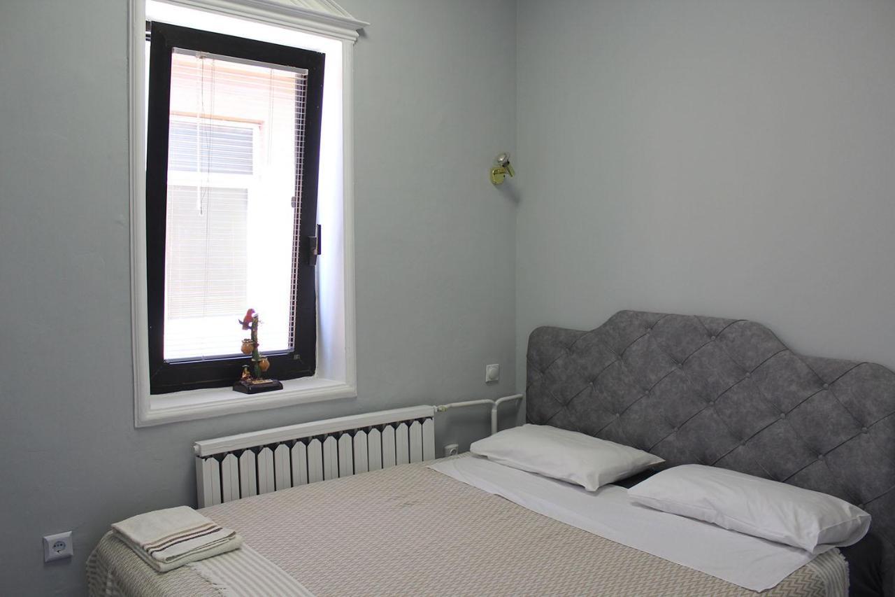 Hostel 42 Skopje Eksteriør billede