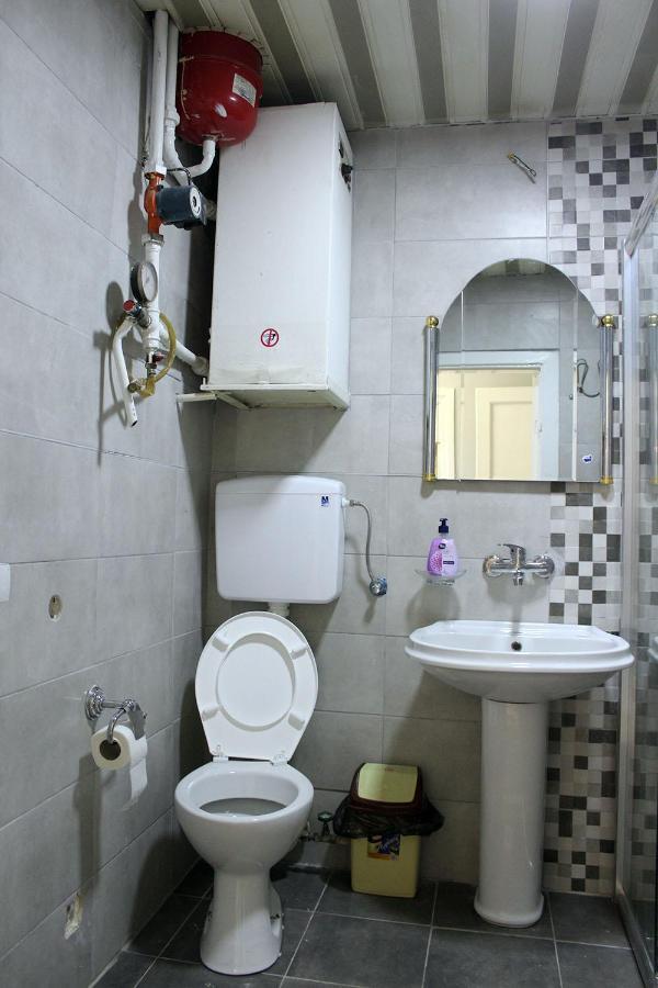 Hostel 42 Skopje Eksteriør billede