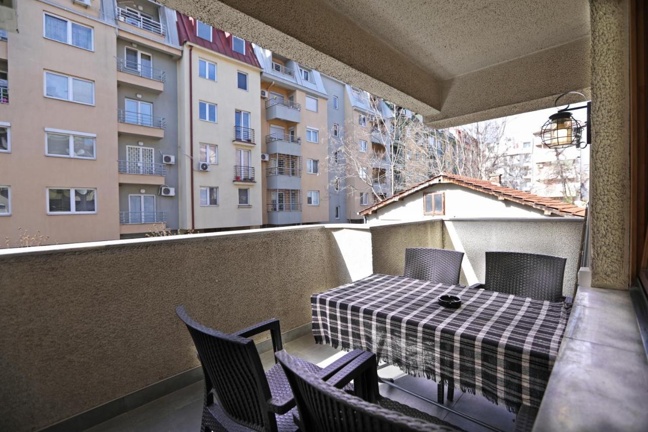 Hostel 42 Skopje Eksteriør billede