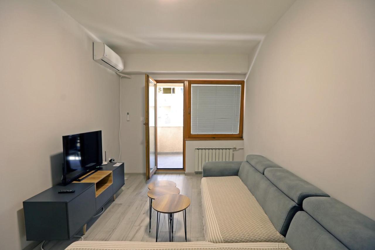 Hostel 42 Skopje Eksteriør billede