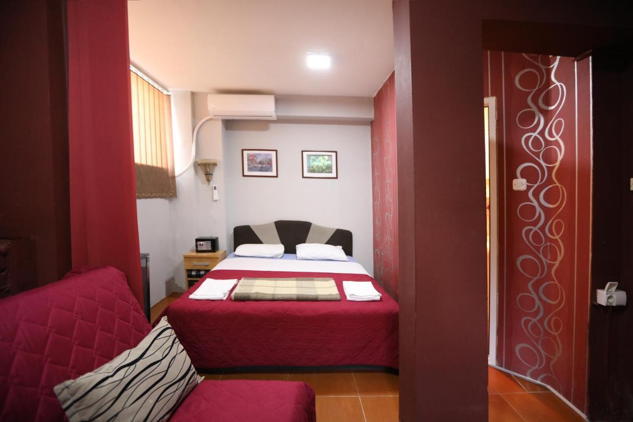 Hostel 42 Skopje Eksteriør billede